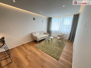 Pronájem bytu 2+kk, Praha - Háje, Kosmická, 45 m2