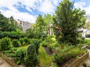 Pronájem bytu 1+1, Praha, U Uranie, 40 m2