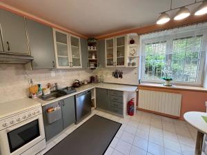 Prodej rodinného domu, Vlčtejn, 225 m2