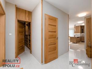 Prodej bytu 3+kk, Plzeň - Doudlevce, Heyrovského, 158 m2