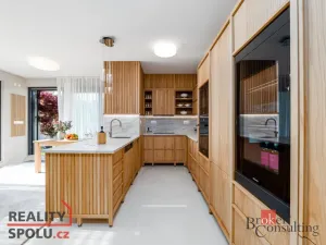 Prodej bytu 3+kk, Plzeň - Doudlevce, Heyrovského, 158 m2