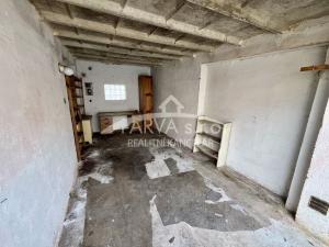 Prodej bytu 3+1, Plzeň - Lobzy, Pod Vrchem, 64 m2