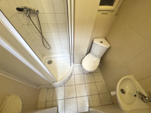 Pronájem obchodního prostoru, Praha, náměstí Interbrigády, 88 m2