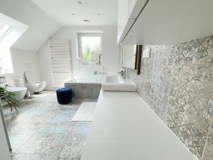 Pronájem rodinného domu, Průhonice, Pod Valem II., 270 m2