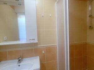 Pronájem bytu 3+kk, Praha - Háje, Tatarkova, 83 m2