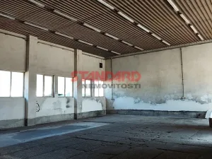 Pronájem výrobních prostor, Neurazy, 274 m2