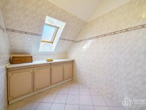 Prodej bytu 3+1, Karlovy Vary - Tašovice, 132 m2