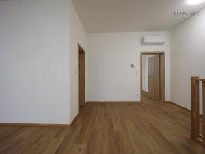 Pronájem kanceláře, Kladno, Bendlova, 113 m2