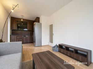 Pronájem bytu 2+kk, Praha - Hrdlořezy, Učňovská, 54 m2