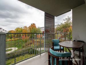 Pronájem bytu 2+kk, Praha - Hrdlořezy, Učňovská, 54 m2