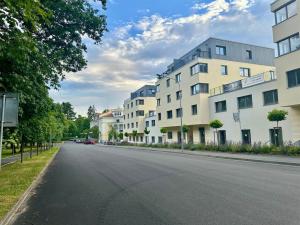 Pronájem obchodního prostoru, Františkovy Lázně, Nádražní, 27 m2