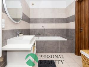 Prodej bytu 3+kk, Pardubice, Pod Vinicí, 85 m2