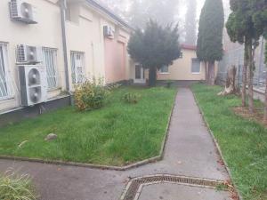 Pronájem kanceláře, Praha - Horní Počernice, Náchodská, 15 m2