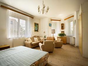 Prodej rodinného domu, Praha, Poděbradova, 206 m2