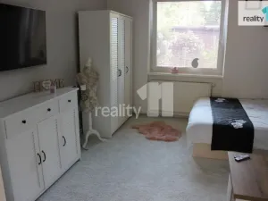 Pronájem bytu 1+1, Česká Lípa, Česká, 37 m2