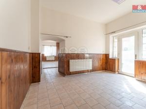 Prodej činžovního domu, Liběchov, nám. V. Levého, 1120 m2