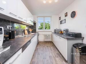 Prodej bytu 3+1, Praha - Liboc, Evropská, 78 m2