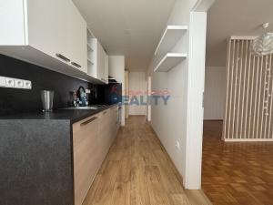 Prodej bytu 2+1, České Budějovice, Lipenská, 70 m2