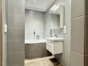 Prodej bytu 3+kk, Plzeň - Jižní Předměstí, Alešova, 69 m2