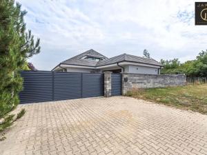 Prodej rodinného domu, Buštěhrad, Břízová, 250 m2