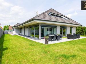 Prodej rodinného domu, Buštěhrad, Břízová, 250 m2