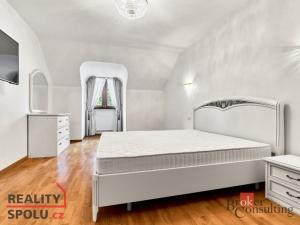 Prodej bytu 3+kk, Karlovy Vary, Divadelní náměstí, 137 m2