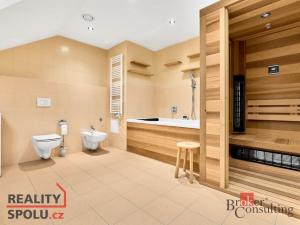 Prodej bytu 3+kk, Karlovy Vary, Divadelní náměstí, 137 m2