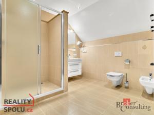 Prodej bytu 3+kk, Karlovy Vary, Divadelní náměstí, 137 m2