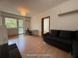 Pronájem bytu 2+kk, Znojmo, Pražská, 58 m2
