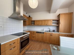 Pronájem bytu 2+kk, Znojmo, Pražská, 58 m2