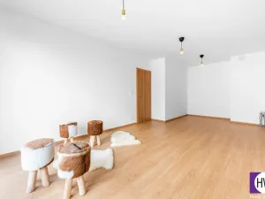 Prodej bytu 2+kk, Praha, U Elektry, 56 m2