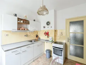 Pronájem bytu 3+1, Praha - Troja, Na Šutce, 100 m2