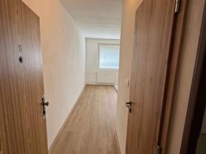 Pronájem bytu 1+1, Jirkov, Na Borku, 36 m2