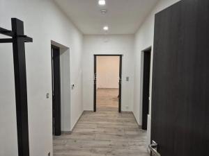Pronájem bytu 3+kk, Sluhy, 79 m2
