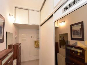 Pronájem bytu 2+kk, Praha - Košíře, Vrchlického, 51 m2