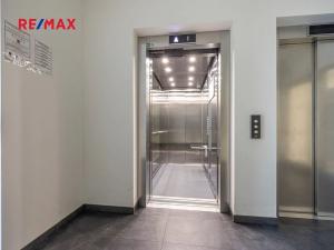 Pronájem bytu 3+kk, Praha - Strašnice, Zvěřinova, 96 m2