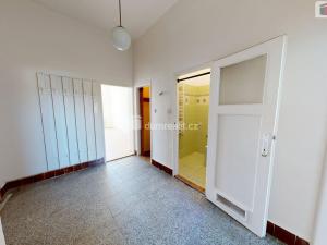 Pronájem bytu 2+1, Opava - Předměstí, Nákladní, 75 m2