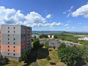 Pronájem bytu 3+kk, Most, Josefa Ševčíka, 67 m2
