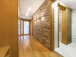 Pronájem bytu 2+kk, Praha - Žižkov, Ke kapslovně, 70 m2
