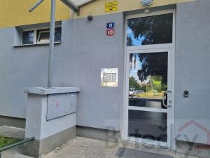 Pronájem bytu 2+kk, Praha - Kamýk, Cílkova, 43 m2