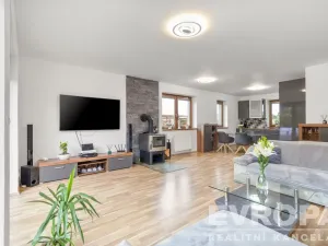 Prodej rodinného domu, Dolní Krupá, 121 m2