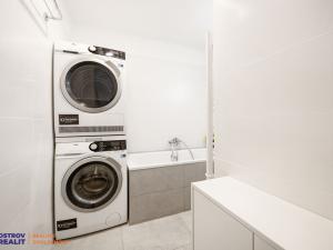 Prodej bytu 2+1, Prostějov, Mozartova, 59 m2