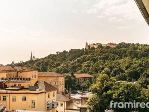 Pronájem bytu 3+1, Brno - Veveří, Čápkova, 155 m2