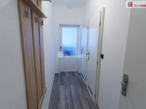 Pronájem bytu 1+kk, Praha - Střížkov, Děčínská, 32 m2