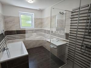 Prodej rodinného domu, Radim, 70 m2