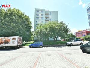 Prodej bytu 3+1, Jičín - Valdické Předměstí, Pod lipami, 69 m2