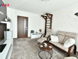 Prodej bytu 3+1, Jičín - Valdické Předměstí, Pod lipami, 69 m2
