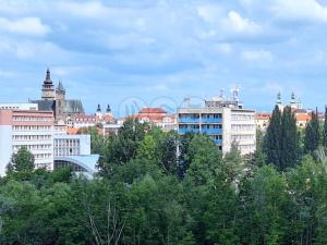 Prodej bytu 3+1, Hradec Králové - Nový Hradec Králové, třída Edvarda Beneše, 92 m2