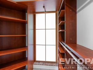 Prodej rodinného domu, Sulice - Hlubočinka, U Lesa, 272 m2