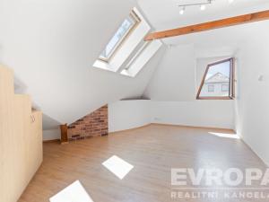 Prodej rodinného domu, Sulice - Hlubočinka, U Lesa, 272 m2